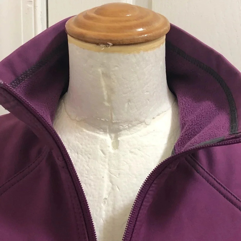 Colombia purple Jacket. - Picture 6 of 8